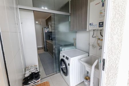Apartamento à venda com 80m², 3 quartos e 2 vagas Apartamento à venda com 80m², 3 quartos e 2 vagasÁrea de Serviço