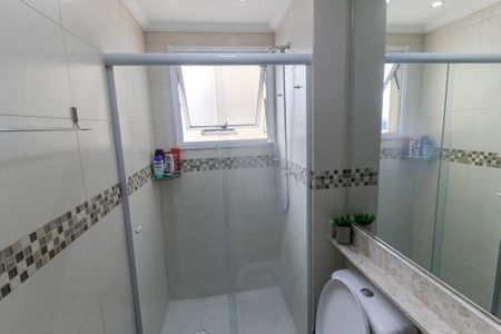 Apartamento à venda com 80m², 3 quartos e 2 vagas Apartamento à venda com 80m², 3 quartos e 2 vagasBanheiro da Suíte