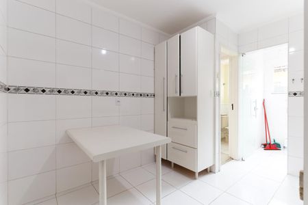 Casa para alugar com 104m², 2 quartos e 2 vagas Casa para alugar com 104m², 2 quartos e 2 vagasCozinha