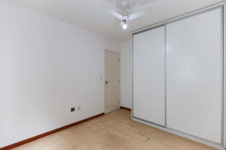 Casa para alugar com 104m², 2 quartos e 2 vagas Casa para alugar com 104m², 2 quartos e 2 vagasQuarto 1