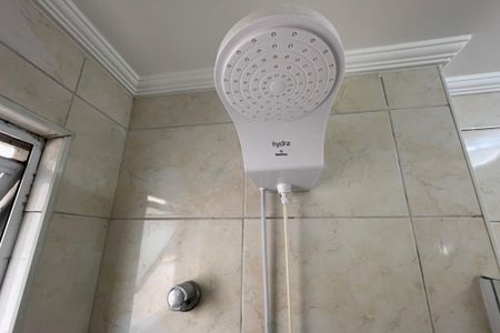 Casa para alugar com 104m², 1 quarto e 2 vagasChuveiro