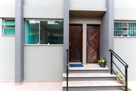 Casa para alugar com 104m², 2 quartos e 2 vagas Casa para alugar com 104m², 2 quartos e 2 vagasFachada da casa