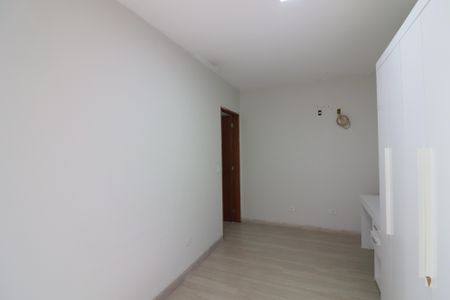 Casa à venda com 100m², 3 quartos e 2 vagasQuarto 3