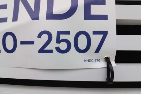 Casa à venda com 100m², 3 quartos e 2 vagasCódigo KHDC - 770