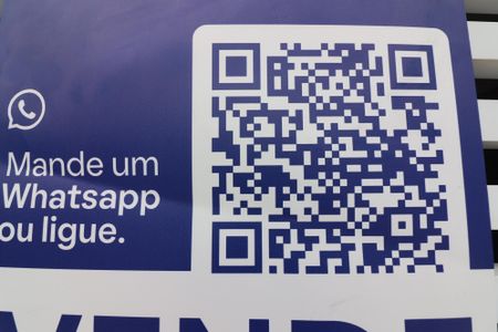 Casa à venda com 100m², 3 quartos e 2 vagasQR CODE 