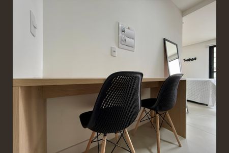 Studio para alugar com 27m², 0 quarto e sem vaga Studio para alugar com 27m², 0 quarto e sem vagaCozinha