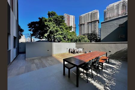 Studio para alugar com 27m², 0 quarto e sem vaga Studio para alugar com 27m², 0 quarto e sem vagaTerraço