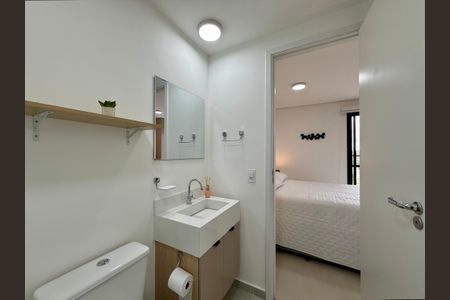 Studio para alugar com 27m², 0 quarto e sem vaga Studio para alugar com 27m², 0 quarto e sem vagaBanheiro