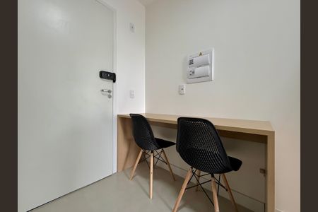Studio para alugar com 27m², 0 quarto e sem vaga Studio para alugar com 27m², 0 quarto e sem vagaCozinha