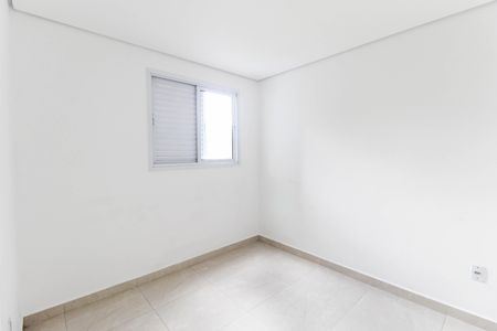 Quarto 2 de apartamento à venda com 2 quartos, 47m² em Vila Carmosina, São Paulo
