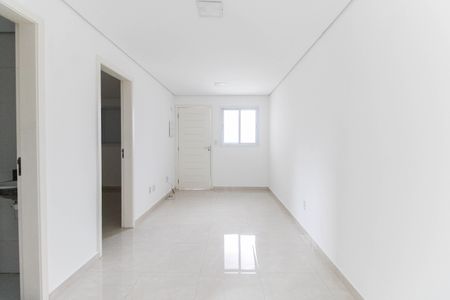 Sala de apartamento à venda com 2 quartos, 47m² em Vila Carmosina, São Paulo