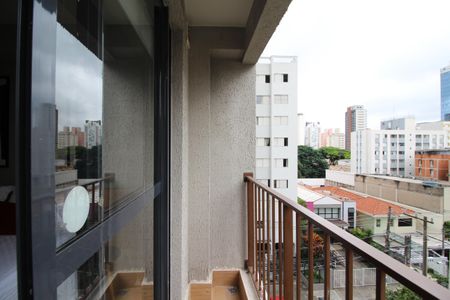 Studio para alugar com 26m², 1 quarto e sem vaga Studio para alugar com 26m², 1 quarto e sem vagaVaranda