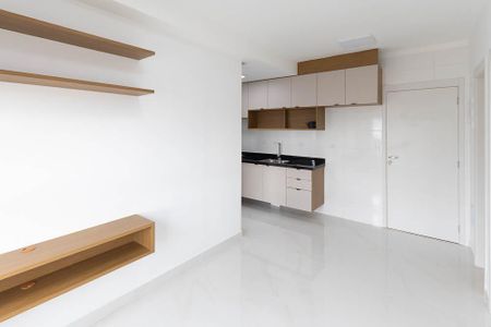 Sala  de apartamento para alugar com 2 quartos, 38m² em Vila Mazzei, São Paulo
