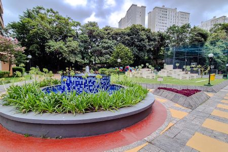 Apartamento à venda com 66m², 2 quartos e 1 vagaÁrea comum