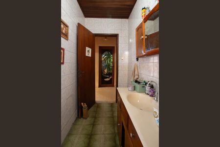 Casa à venda com 860m², 4 quartos e 2 vagasBanheiro