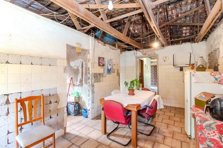 Casa à venda com 860m², 4 quartos e 2 vagasCozinha