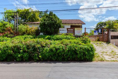 Casa à venda com 860m², 4 quartos e 2 vagasFachada