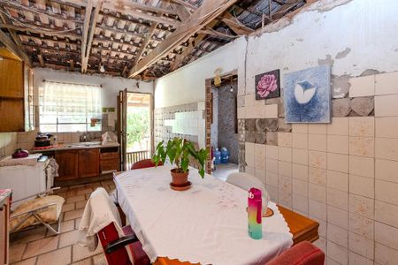 Casa à venda com 860m², 4 quartos e 2 vagasCozinha