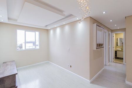 Sala de apartamento para alugar com 2 quartos, 45m² em Vila da Oportunidade, Carapicuíba