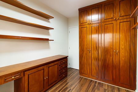 Apartamento para alugar com 158m², 4 quartos e 3 vagasQuarto 1