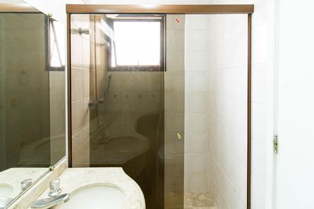 Apartamento para alugar com 158m², 4 quartos e 3 vagasBanheiro da Suíte 2