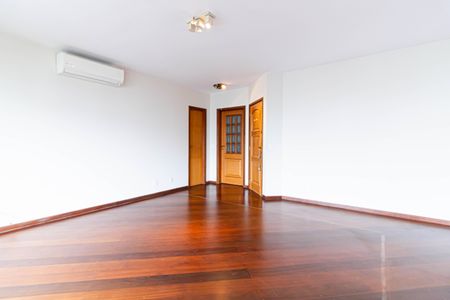 Apartamento para alugar com 158m², 4 quartos e 3 vagasSala