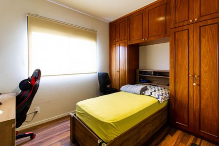 Apartamento para alugar com 158m², 4 quartos e 3 vagas Apartamento para alugar com 158m², 4 quartos e 3 vagasQuarto