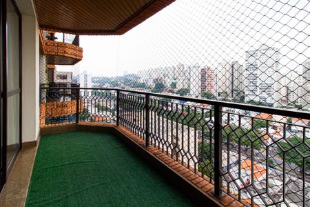 Varanda de apartamento para alugar com 4 quartos, 158m² em Santa Cecilia, São Paulo