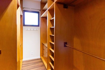 Apartamento para alugar com 158m², 4 quartos e 3 vagasSuíte