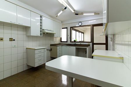 Apartamento para alugar com 158m², 4 quartos e 3 vagasCozinha