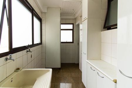 Apartamento para alugar com 158m², 4 quartos e 3 vagasÁrea de Serviço