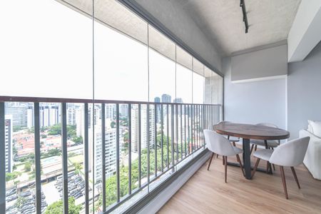 Varanda de apartamento para alugar com 2 quartos, 41m² em Santo Amaro, São Paulo