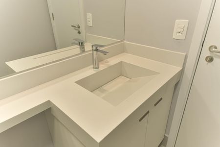 Apartamento para alugar com 41m², 2 quartos e sem vaga Apartamento para alugar com 41m², 2 quartos e sem vagaBanheiro