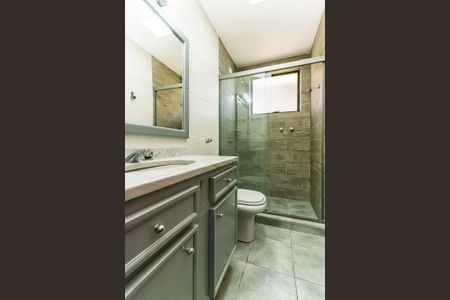 Apartamento para alugar com 130m², 3 quartos e 2 vagasBanheiro 