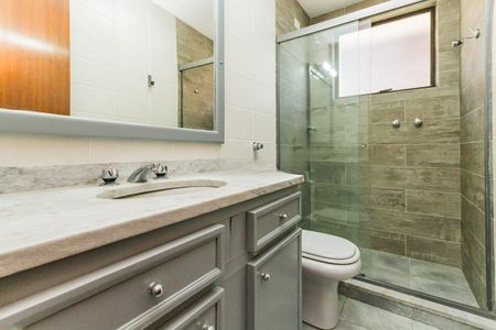 Apartamento para alugar com 130m², 3 quartos e 2 vagasBanheiro 