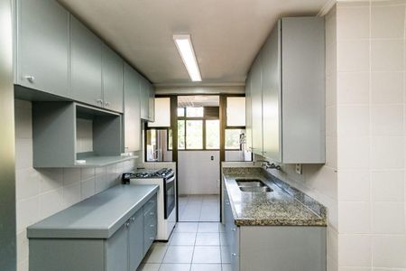 Cozinha  de apartamento para alugar com 3 quartos, 130m² em Petrópolis, Porto Alegre