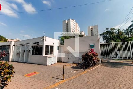 Apartamento para alugar com 42m², 2 quartos e 1 vagaFachada e portaria