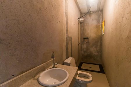 Casa para alugar com 227m², 2 quartos e 4 vagasBanheiro da Suíte 2