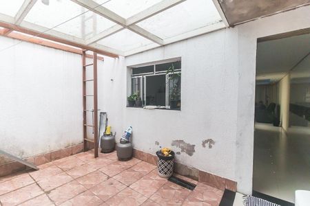 Casa para alugar com 227m², 2 quartos e 4 vagasÁrea de Serviço/Quintal