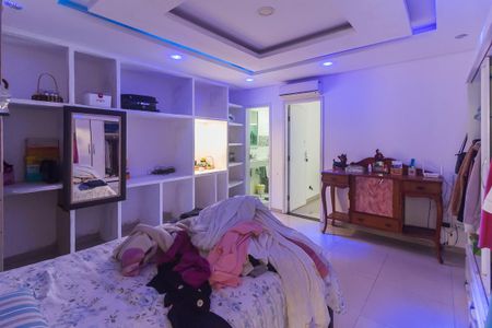 Casa para alugar com 227m², 2 quartos e 4 vagasQuarto 1 - Suíte 1