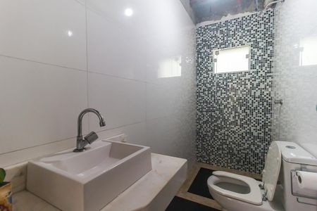 Casa para alugar com 227m², 2 quartos e 4 vagasBanheiro