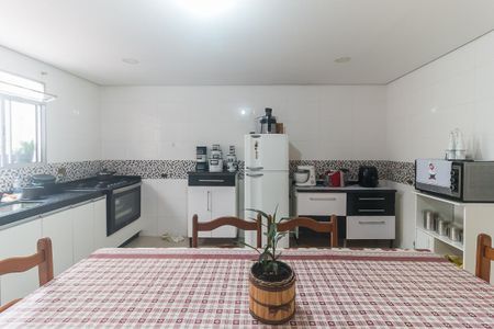 Casa para alugar com 227m², 2 quartos e 4 vagasCozinha