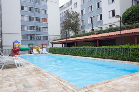 Apartamento para alugar com 62m², 3 quartos e 1 vagaÁrea comum - Piscina