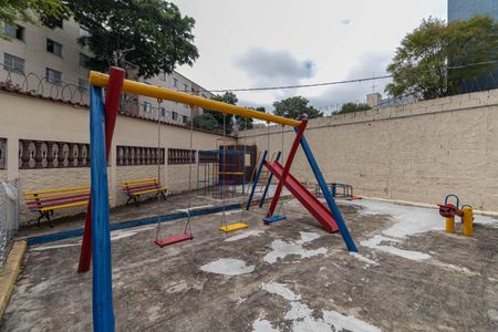 Apartamento à venda com 60m², 2 quartos e 1 vagaÁrea Comum - Playground