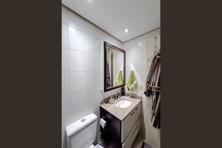 Apartamento à venda com 92m², 3 quartos e 2 vagas Apartamento à venda com 92m², 3 quartos e 2 vagasBanheiro da Suíte