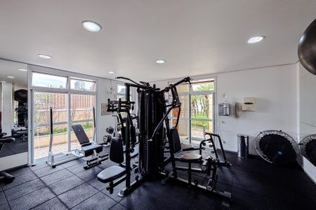 Apartamento à venda com 92m², 3 quartos e 2 vagas Apartamento à venda com 92m², 3 quartos e 2 vagasÁrea comum - Academia
