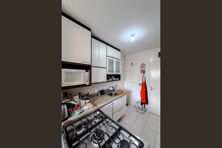 Apartamento à venda com 92m², 3 quartos e 2 vagas Apartamento à venda com 92m², 3 quartos e 2 vagasCozinha