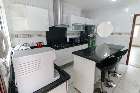 Casa para alugar com 420m², 4 quartos e 3 vagasCozinha - Armários