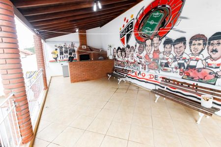 Casa para alugar com 420m², 4 quartos e 3 vagasÁrea comum - Churrasqueira