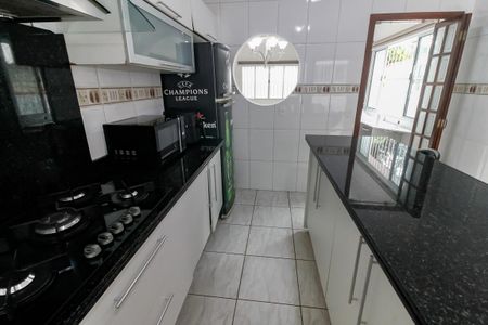 Casa para alugar com 420m², 4 quartos e 3 vagasCozinha - Armários